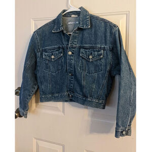 L. A. Gear Vintage Cropped Jean Jacket, SM, Button Closure Cotton, Shoulder Pads